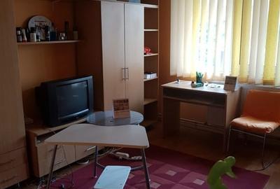 Apartament 2 camere semidecomandat zona Canta - 6