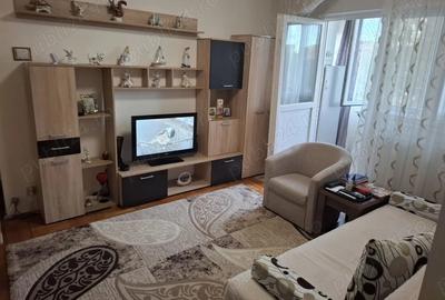 Ap decent 2 cam etaj 1 cu termoteca Vlaicu zona Poetului Ap decent 2 cam etaj 1 cu termoteca Vlaicu zona Poetului - 1