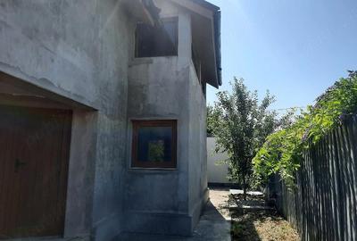 Casă cu Teren 400 Mp în Câmpineanca - 1