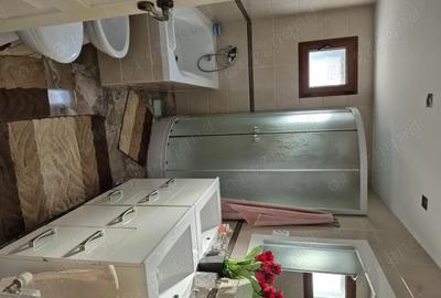 Casă cu 3 camere cu Teren 1000 Mp în Central - 8