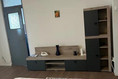 Inchiriez garsoniera - 4