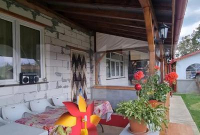 Casă cu 4 camere cu Teren 1800 Mp în Central - 16