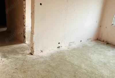 Apartament cu 3 camere decomandat în Mătăsari - 3