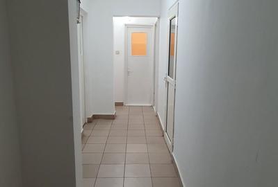 Spațiu comercial, de 84 mp, în Școlilor - 2