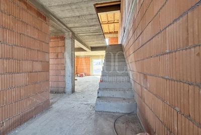Duplex cu 3 camere cu Canalizare în Chinteni - 3