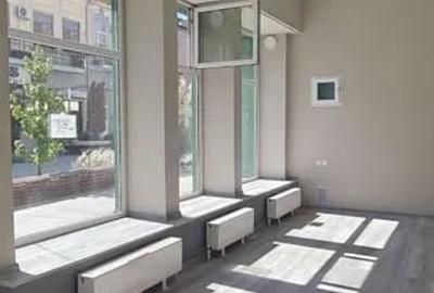 Sp. Comercial Ultracentral- Parter - 1