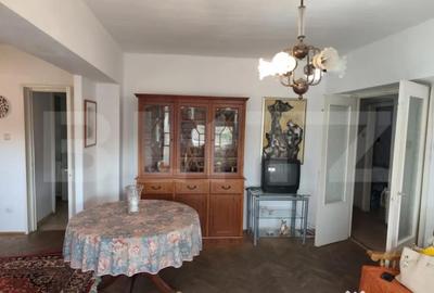 Apartament cu 4 camere decomandat în Dacia - 13
