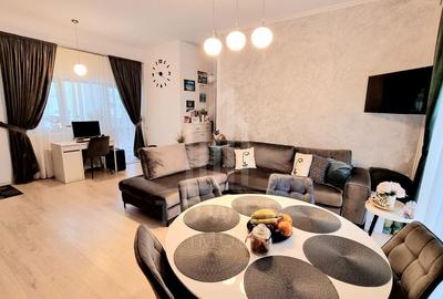Penthouse cu 3 camere decomandat, mobilat în Mihai Viteazul