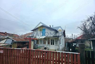 Casa Gageni - Paule?ti Teren 300 mp - Centrala Gaz -An constr. 1973 - 3