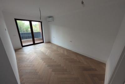 Apartament cu 2 camere decomandat în Băneasa - 12