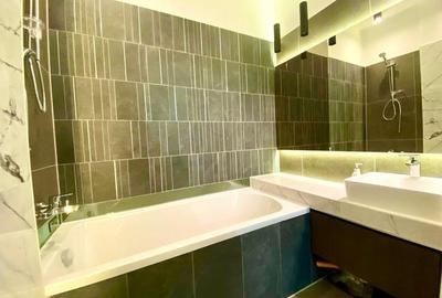 Apartament cu 2 camere decomandat în Tractorul - 5