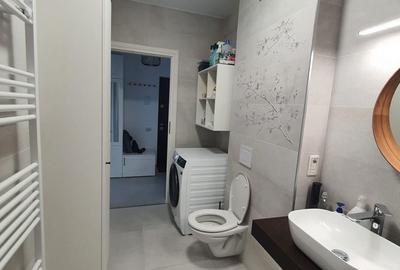 Apartament cu 3 camere în Tractorul - 2