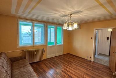 Apartament cu 3 camere în Lujerului