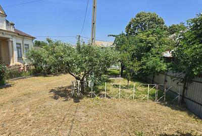 Casă cu 5 camere cu Teren 900 Mp în Jariștea - 2