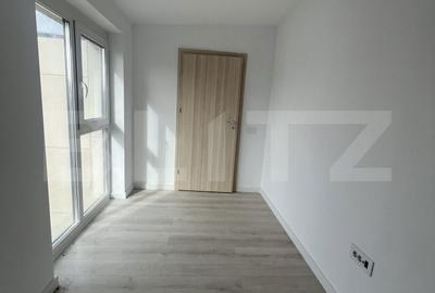 Apartament cu 3 camere decomandat în Cetății