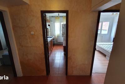 Apartament cu 2 camere decomandat în Șerbănești - 7