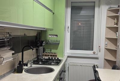 Apartament cu 3 camere semidecomandat în Central - 10