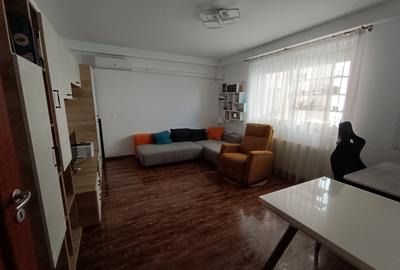 Bloc Nou/Girocului - Apartament decomandat cu 2 camere - 2