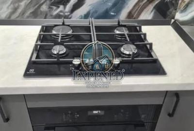 Apartament cu 3 camere decomandat în Tineretului - 1