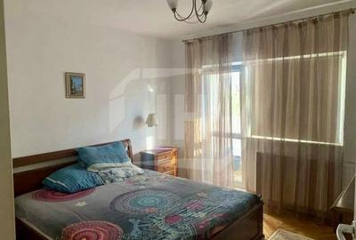 Apartament cu 4 camere decomandat, mobilat în Zorilor