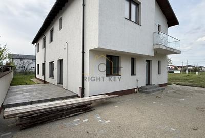 Duplex cu 5 camere cu Canalizare în Dragomirești-Deal - 2