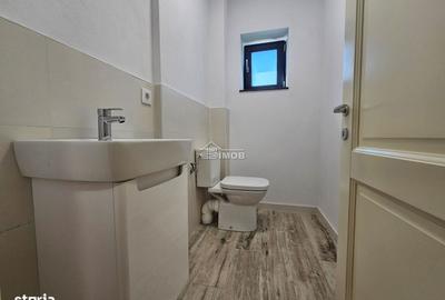 Spațiu comercial, de 280 mp, în Valea - 6