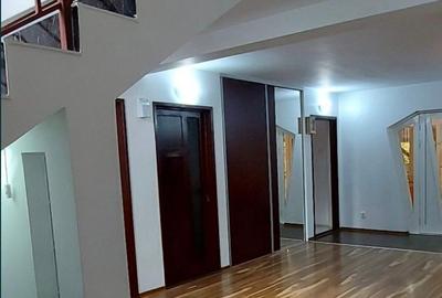 Casa cu etaj si pod amenajata si utilata - 5