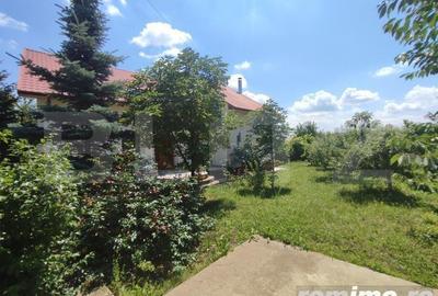 Casă cu 8 camere cu Teren 992 Mp în Cătămărești - 12