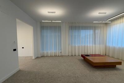 Vila 4 camere de inchiriat TUNARI ?coala Americana 3 min. - 3