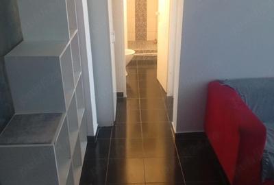 Garsonieră decomandată în Central - 2