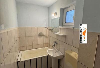 Apartament cu 2 camere în Cetate - 5