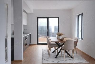 Casă cu 6 camere cu Teren 226 Mp în Central