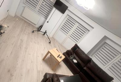 Apartament cu 3 camere decomandat în Decebal - 8