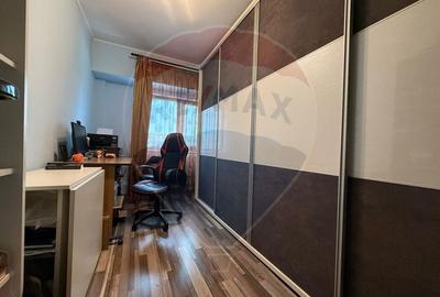 Apartament cu 4 camere de vanzare in zona Inel I - 15