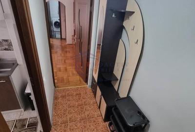 Apartament cu 2 camere semidecomandat, mobilat în Central - 1