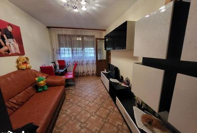 Apartament cu 2 camere decomandat în Micro 38 - 5