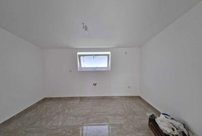 Casă cu 4 camere în Coțofănești - 1