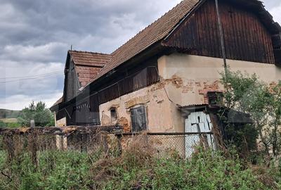 Casa la tara de vanzare, teren de 6000 mp - Cacova Ierii, Comuna Iara, Cluj - 17