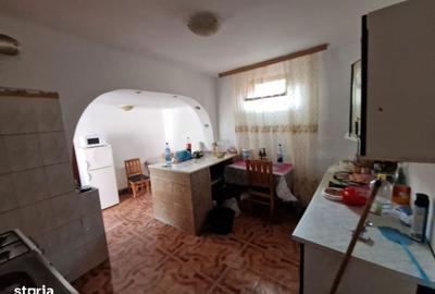 Casă cu 5 camere cu Teren 600 Mp în Voinești - 6