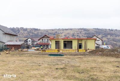 Casă cu 4 camere cu Teren 500 Mp în Central - 16