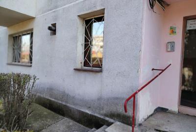 Apartament cu 2 camere semidecomandat în Sud - 4