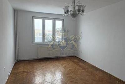 Apartament cu 3 camere decomandat, mobilat în Calea București - 1