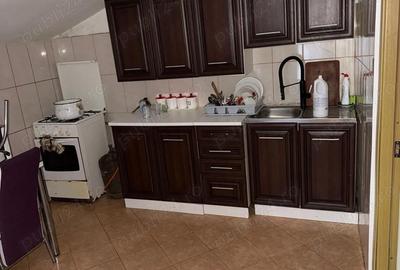 Casă cu 4 camere cu Teren 2600 Mp în Central - 7