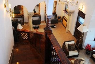 Casă cu 11 camere în P-ța Romană - 4