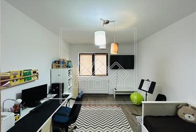 Apartament cu 3 camere decomandat în Aeroport - 8