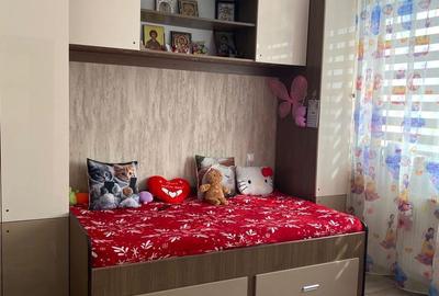 Apartament cu 3 camere decomandat în Orizont - 2