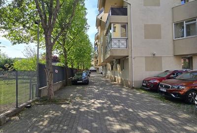 Apartament cu 2 camere, mobilat în Central - 1
