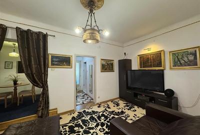 Apartament cu 3 camere semidecomandat, mobilat în Victoriei