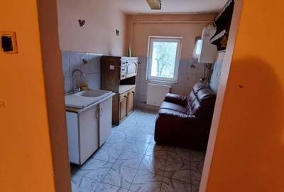 Apartament cu 3 camere decomandat în Micro 17 - 12