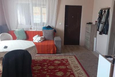 Casă cu 1 camere cu Teren 428 Mp în Vinga